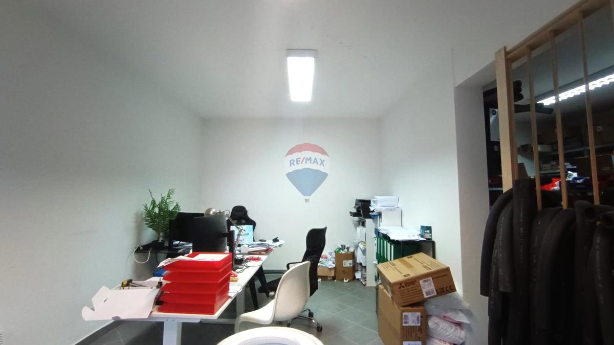 Attività commerciale Novigrad, 129m2