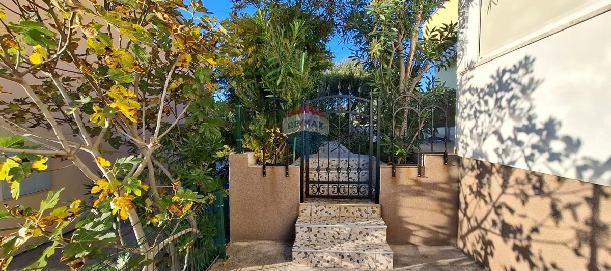 Appartamento Barbat na Rabu, Rab, 65m2