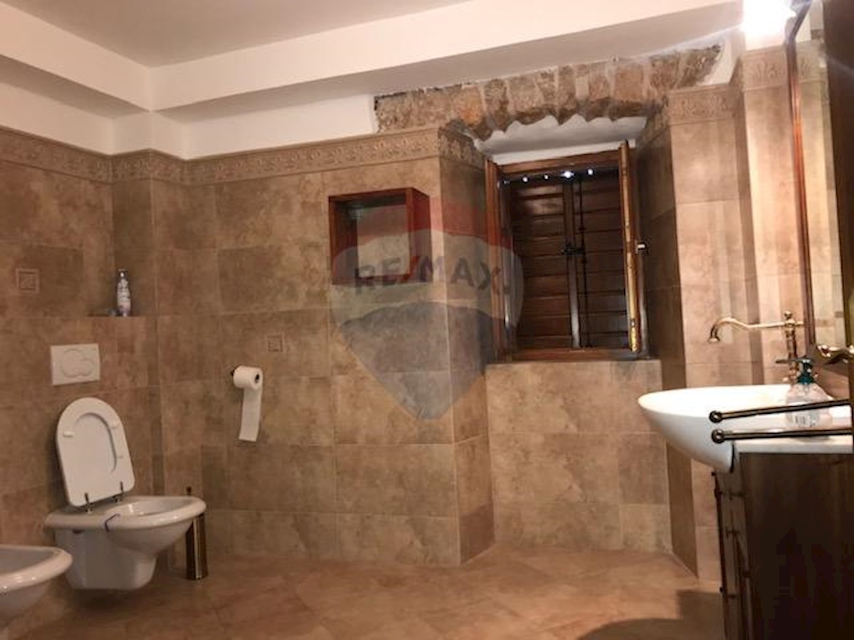 Villa Singola/Casa Vacanza Kras, Dobrinj, 721m2