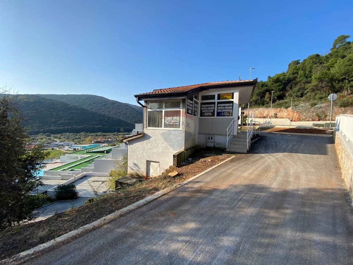 Attività commerciale Rabac, Labin, 59m2