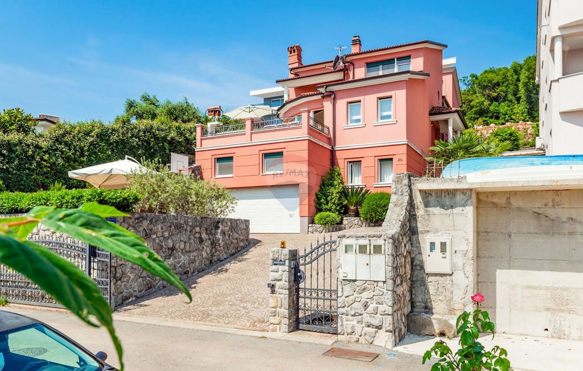 Villa Singola/Casa Vacanza Opatija - Centar, Opatija, 450m2