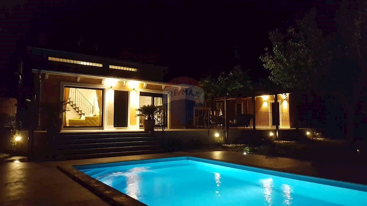 Villa Singola/Casa Vacanza Rovinj, 165m2