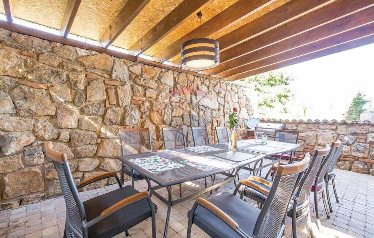 Villa Singola/Casa Vacanza Ičići, Opatija - Okolica, 260m2