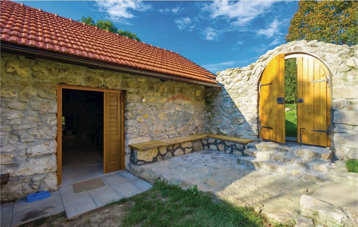 Casa Janja Gora, Plaški, 270m2