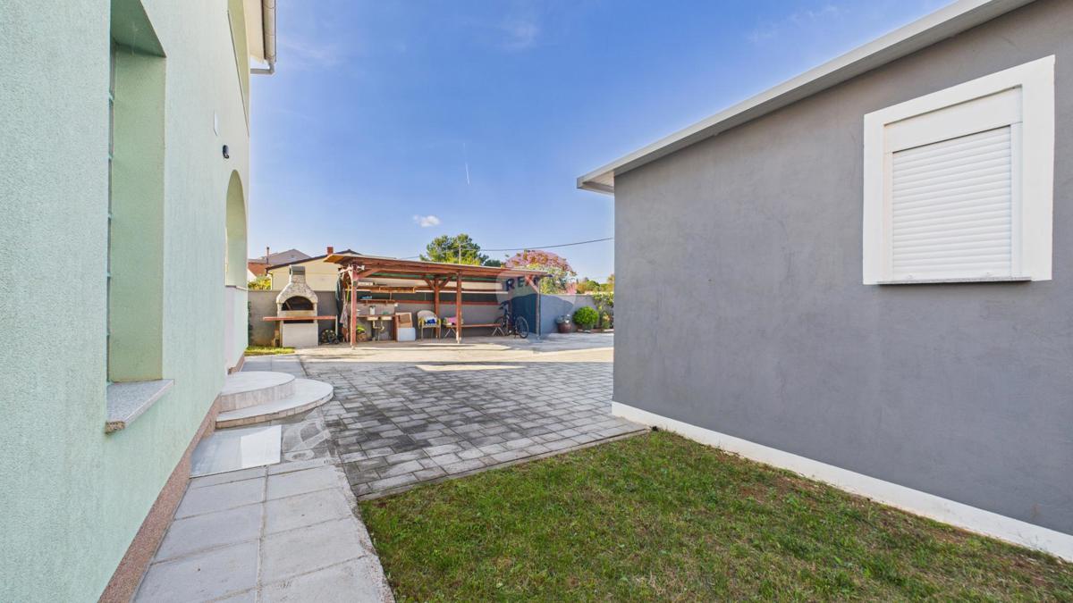 Casa Valbandon, Fažana, 187m2