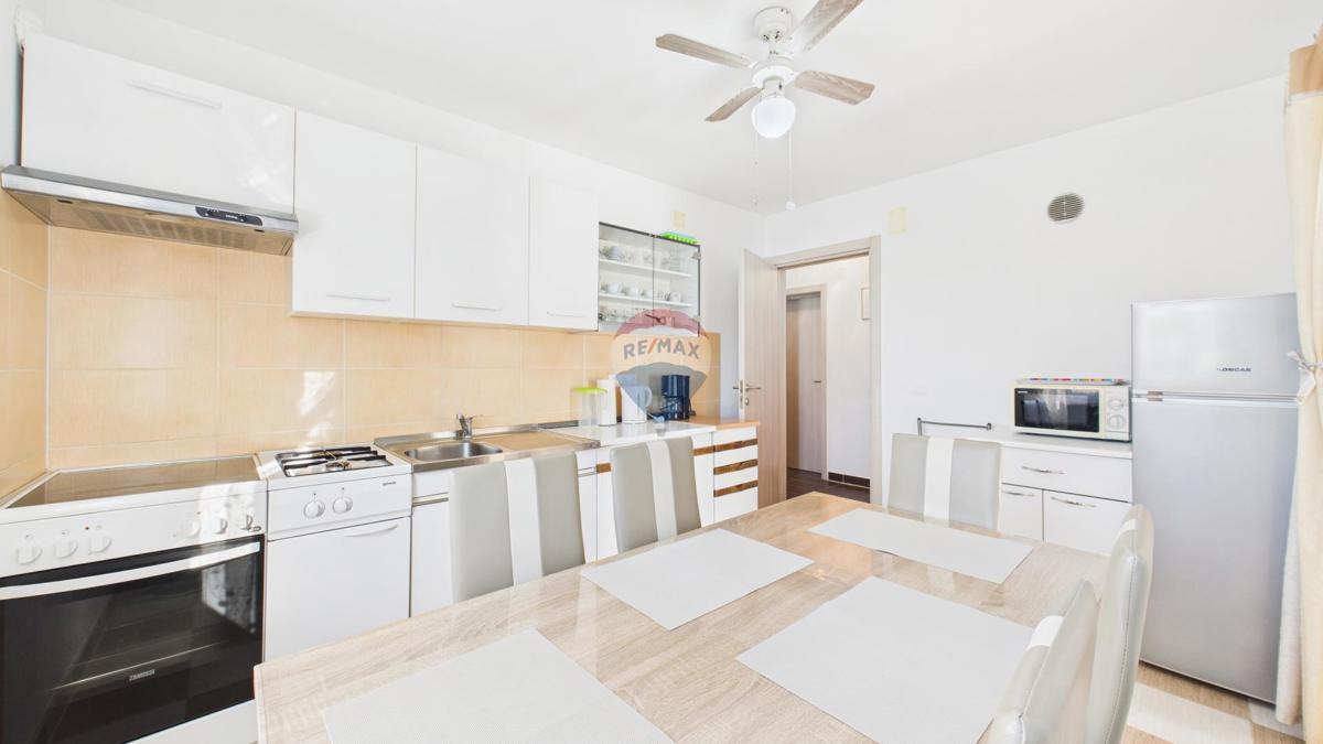 Casa Valbandon, Fažana, 187m2