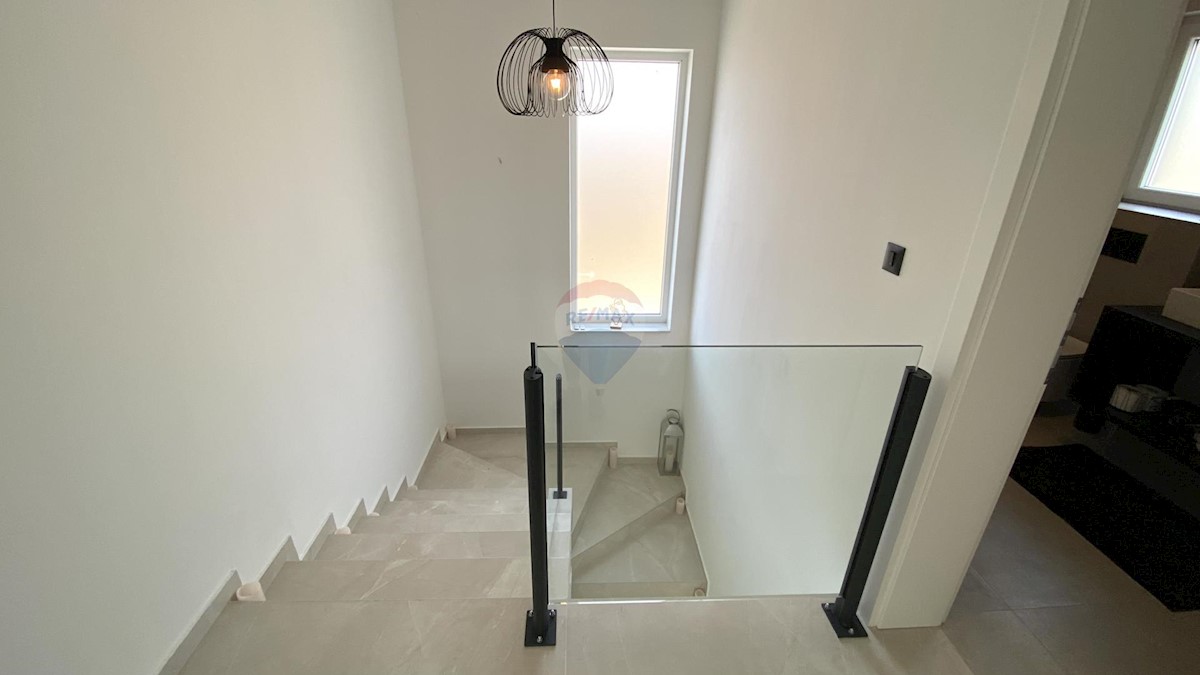 Casa Garica, Vrbnik, 183m2