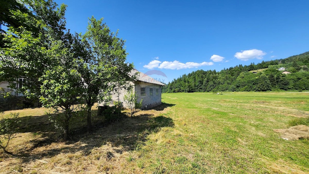 Casa Gerovo, Čabar, 460m2