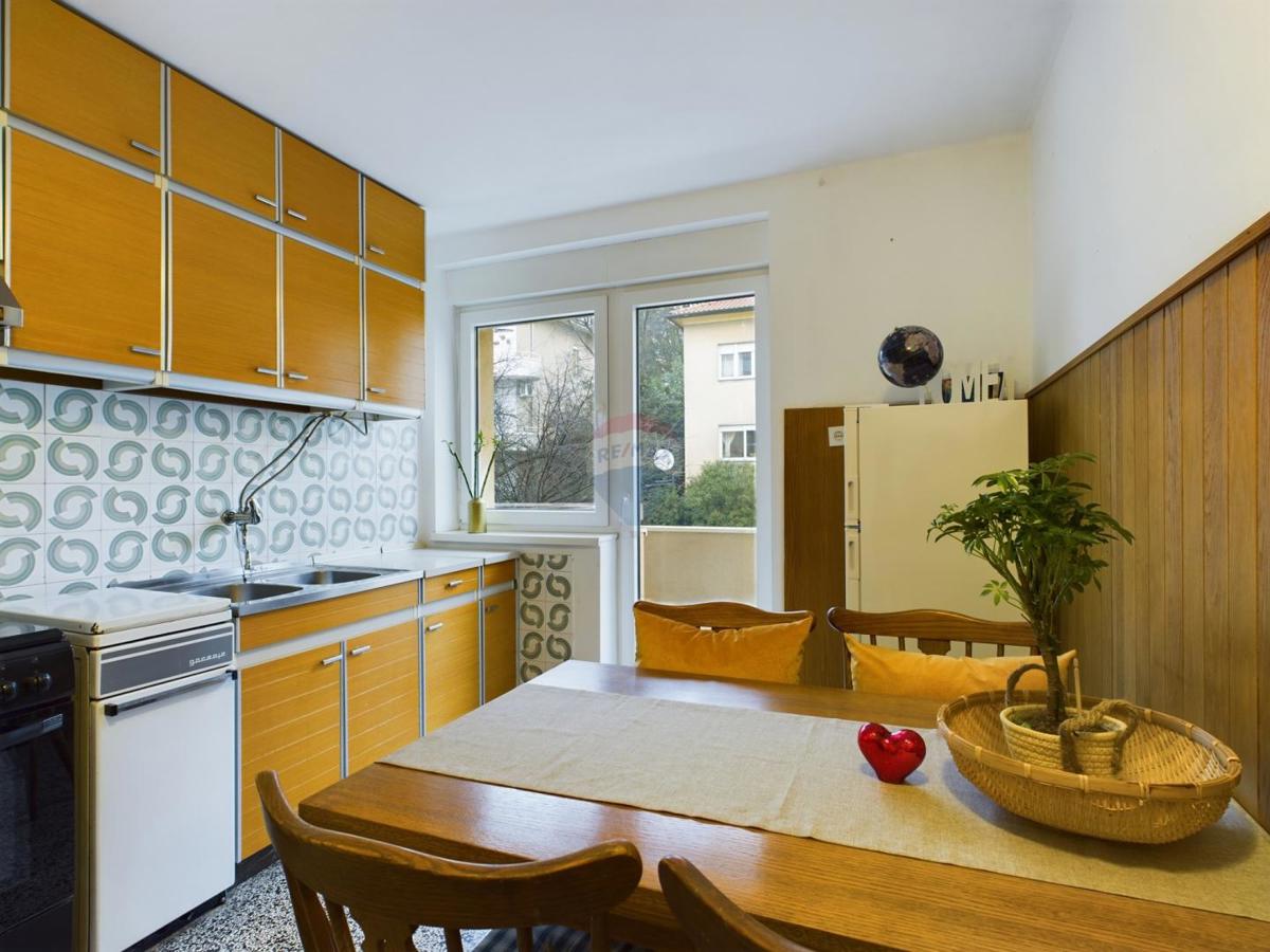 Appartamento Donja Vežica, Rijeka, 62m2