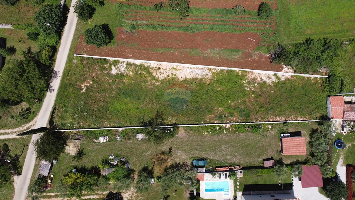 ISTRIA, ST. LOVREČ - Construction land 1313 m2 with project 