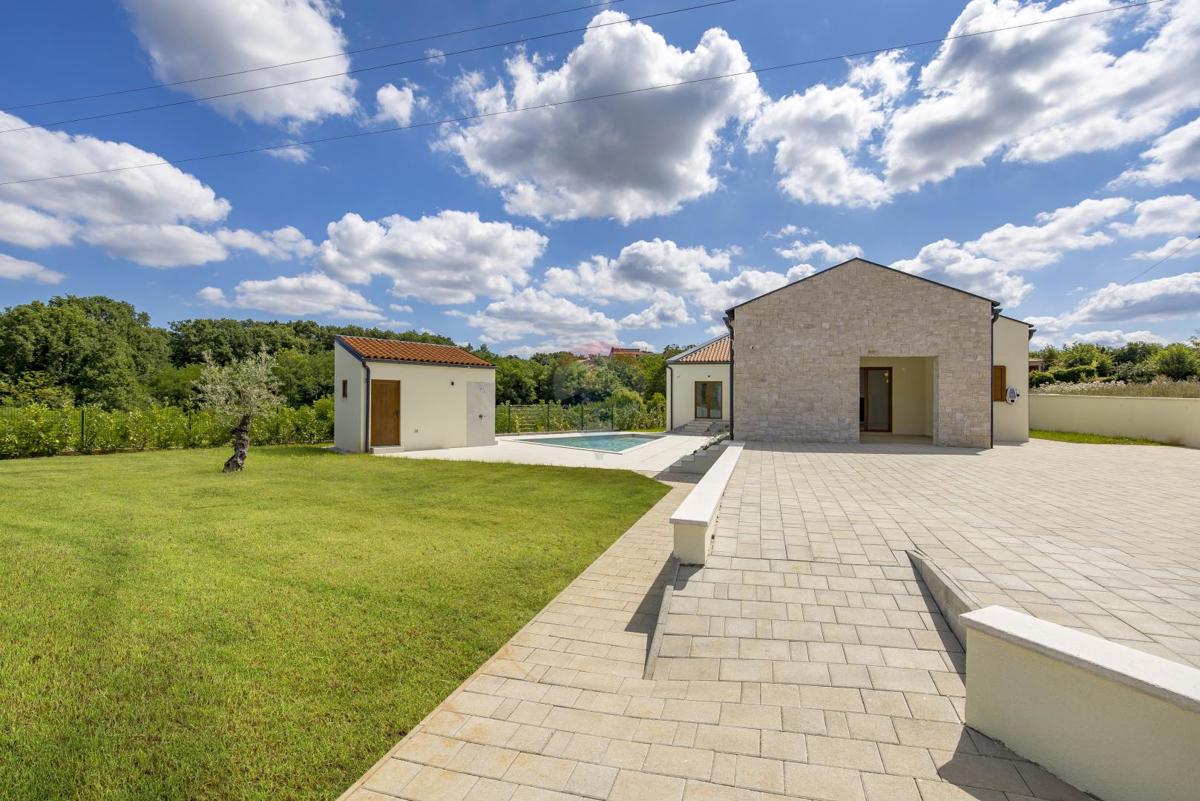 ISTRIA, TINJAN Quality holiday house 160 m2 with swimming pool 