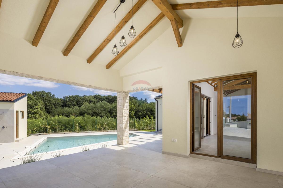 ISTRIA, TINJAN Quality holiday house 160 m2 with swimming pool 