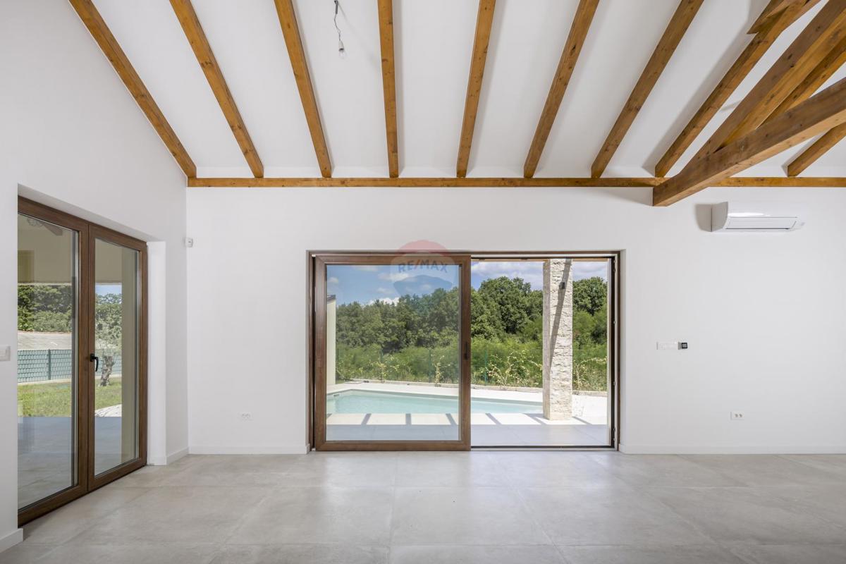 ISTRIA, TINJAN Quality holiday house 160 m2 with swimming pool 
