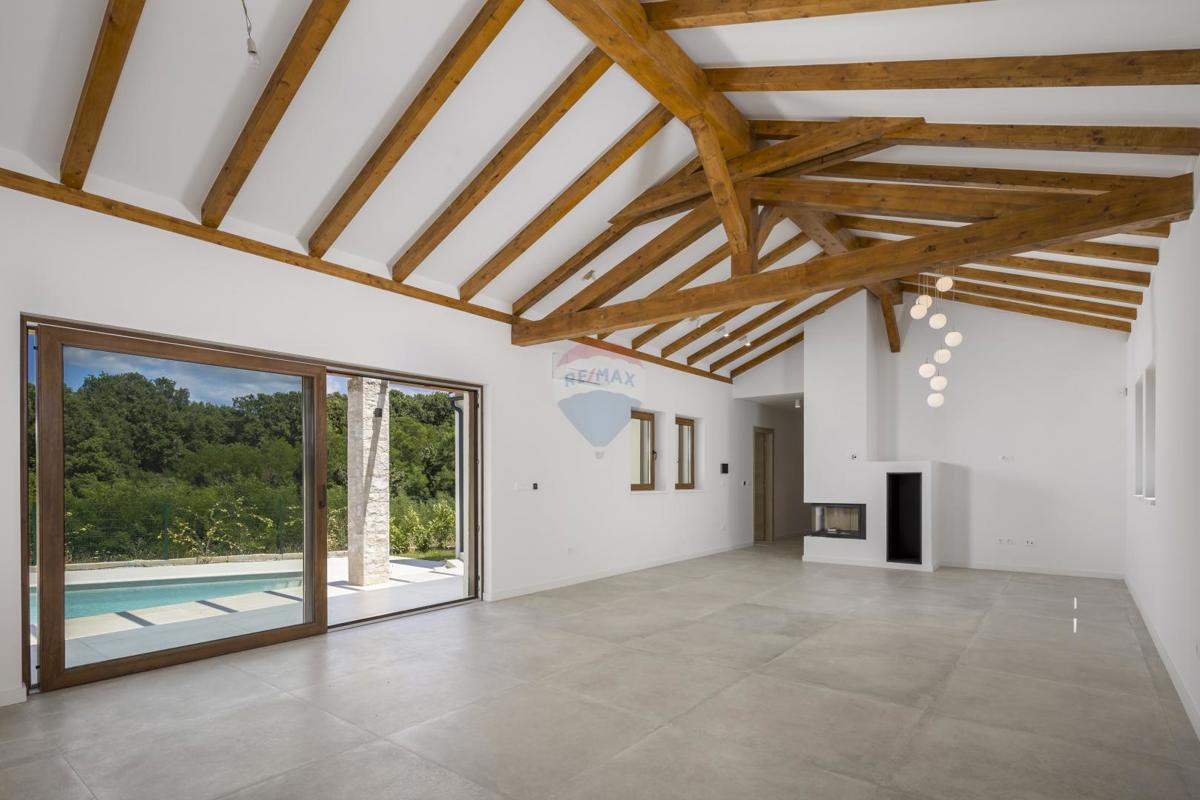 ISTRIA, TINJAN Quality holiday house 160 m2 with swimming pool 