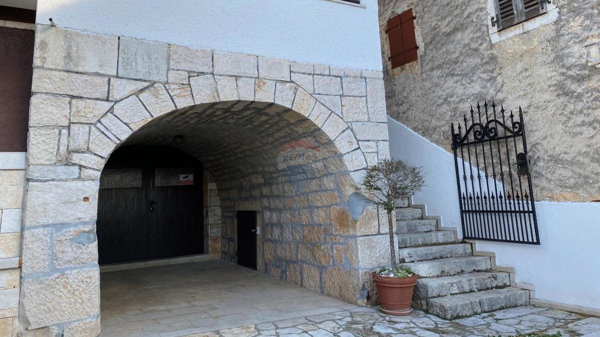 Casa Sveti Lovreč, 290,27m2