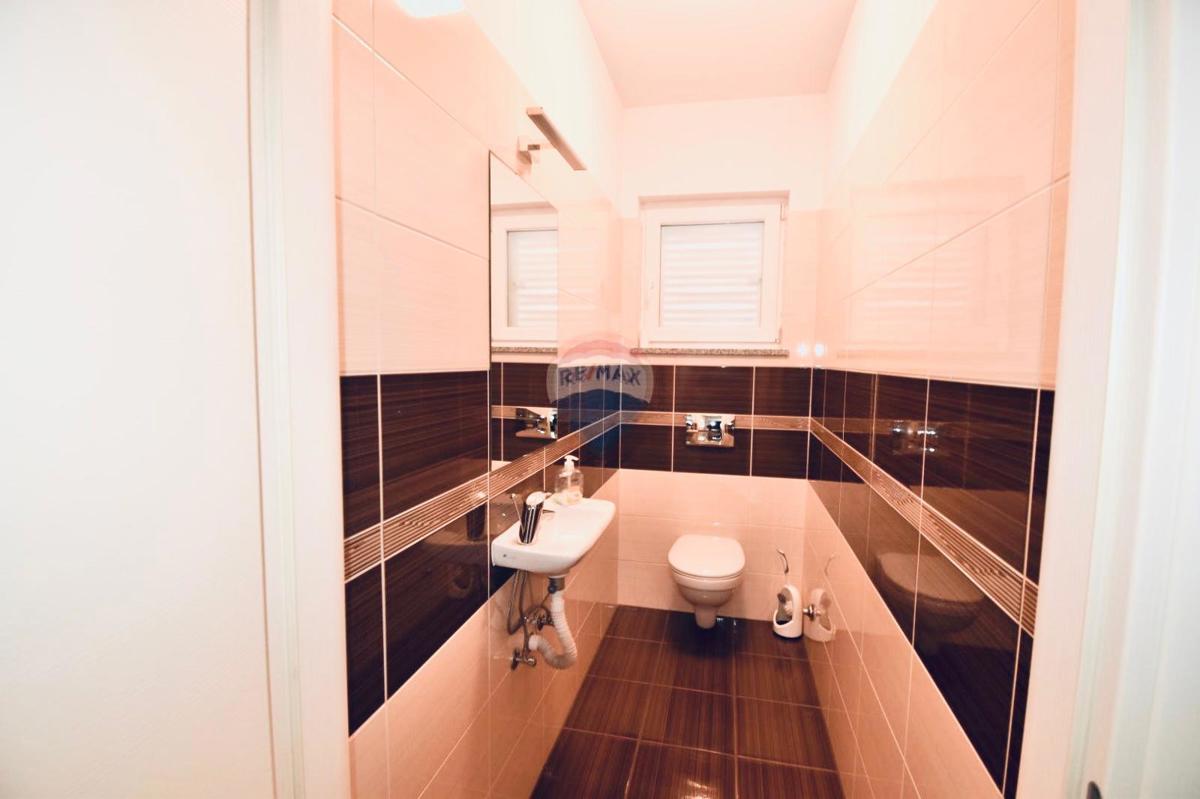 Appartamento Smokvica Krmpotska, Novi Vinodolski, 97m2