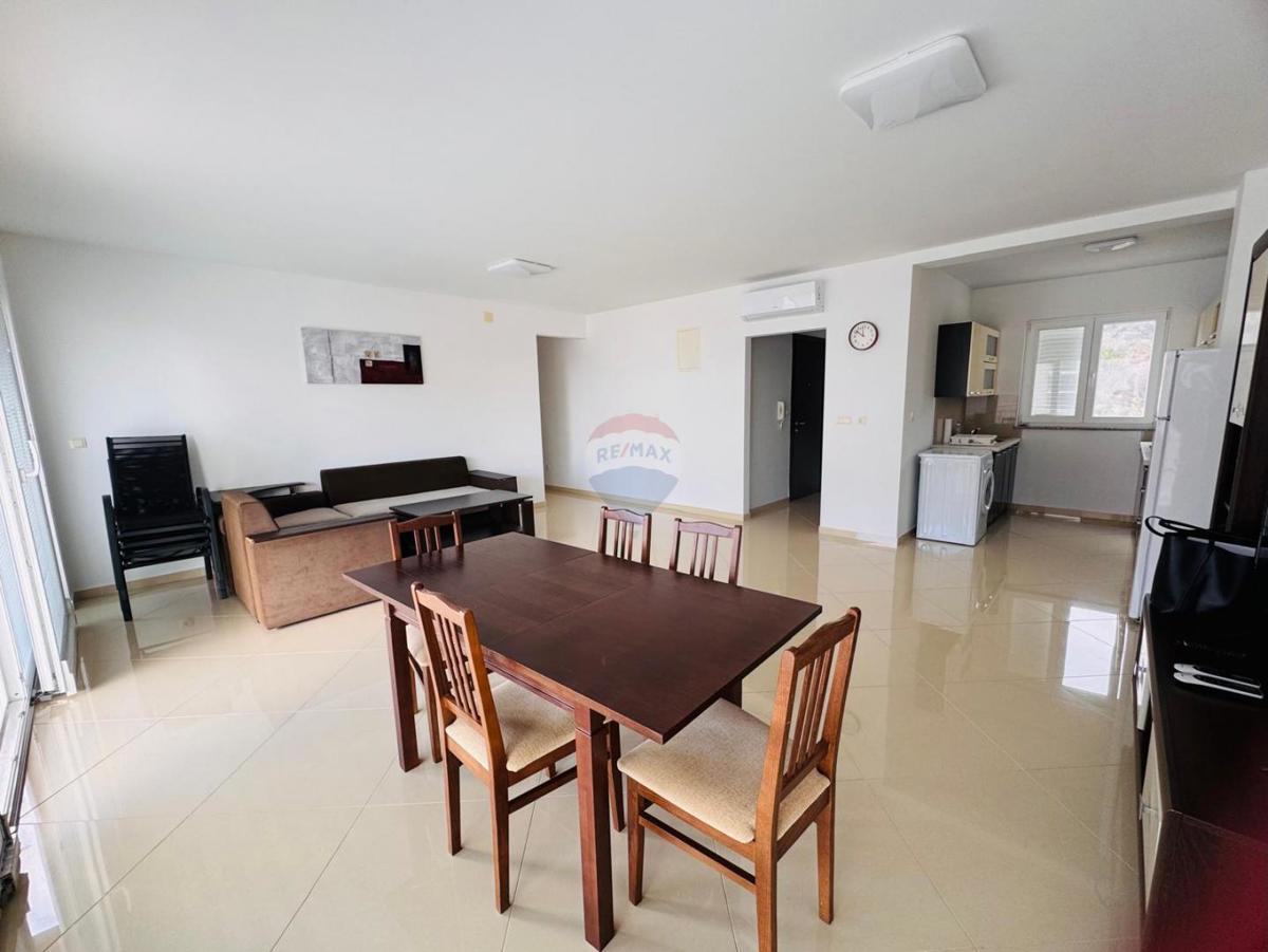 Appartamento Smokvica Krmpotska, Novi Vinodolski, 97m2