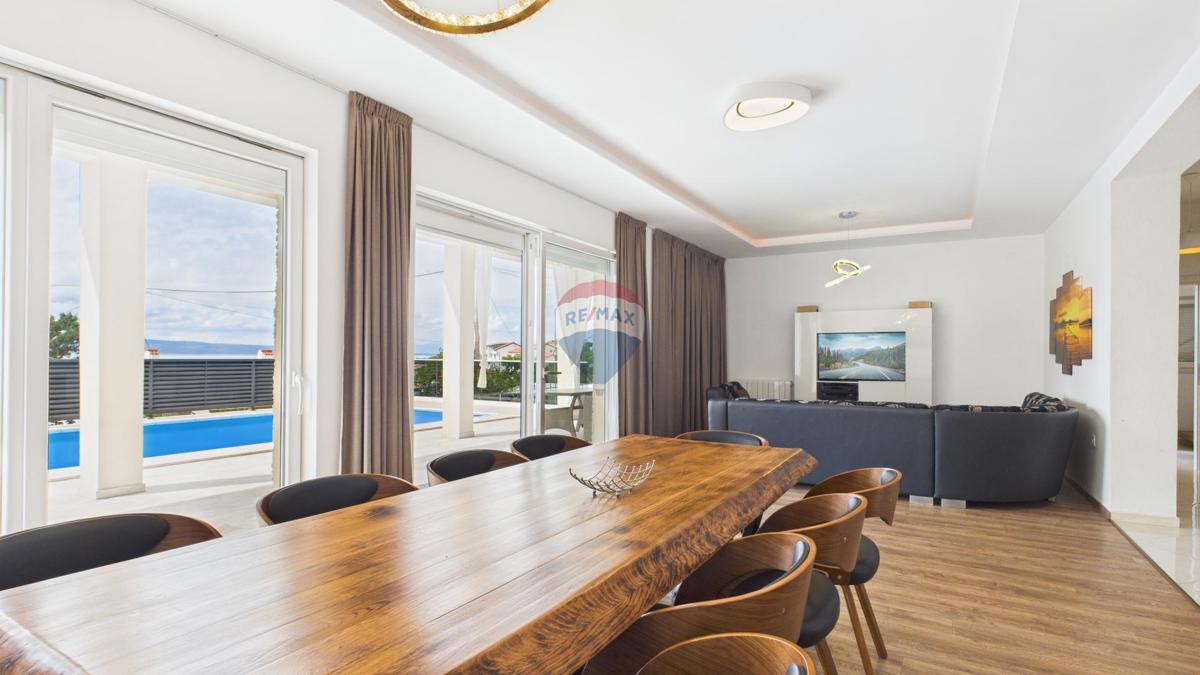 Casa Novi Vinodolski, 210m2