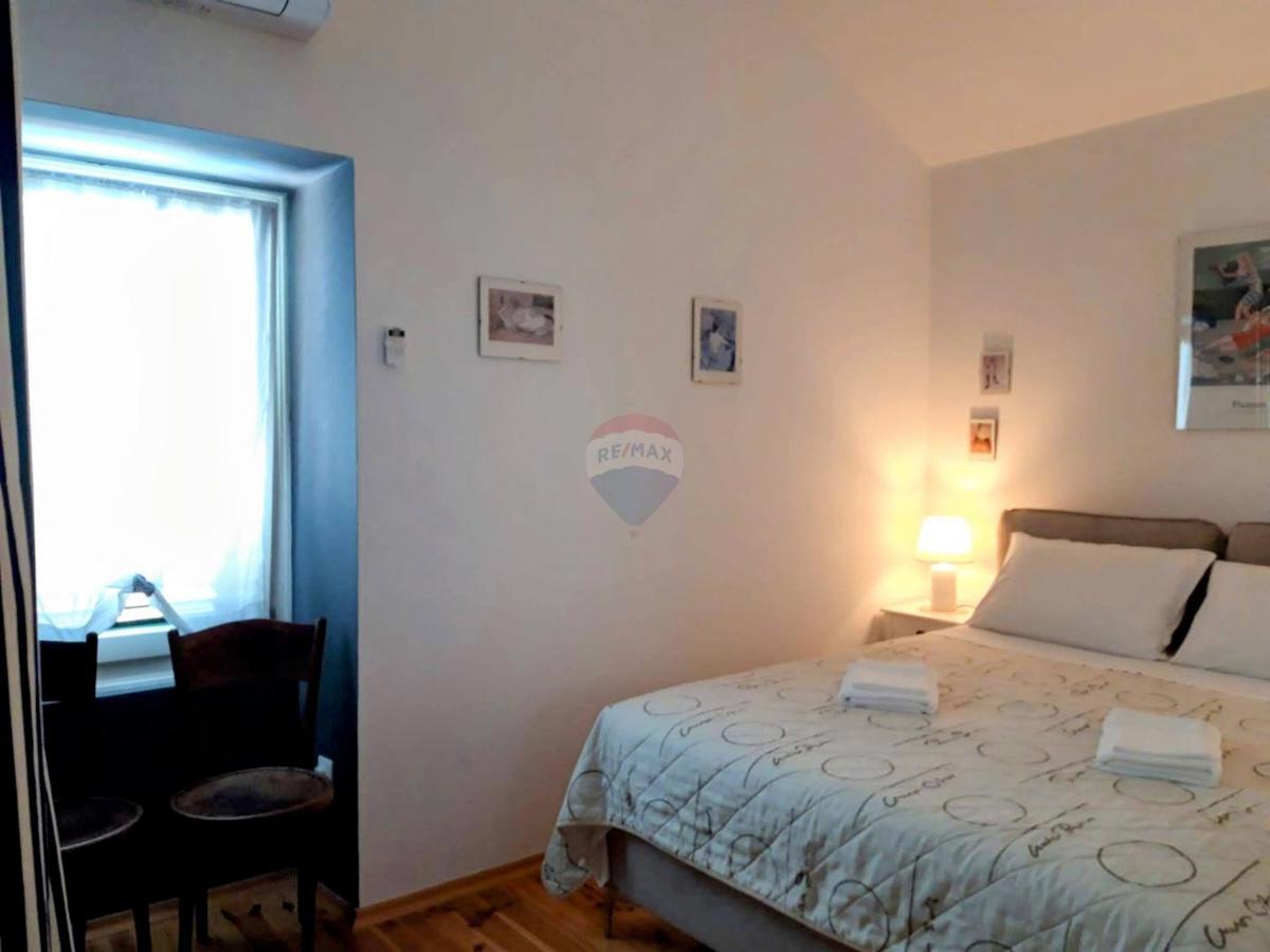 Casa Malinska, Malinska-Dubašnica, 100m2