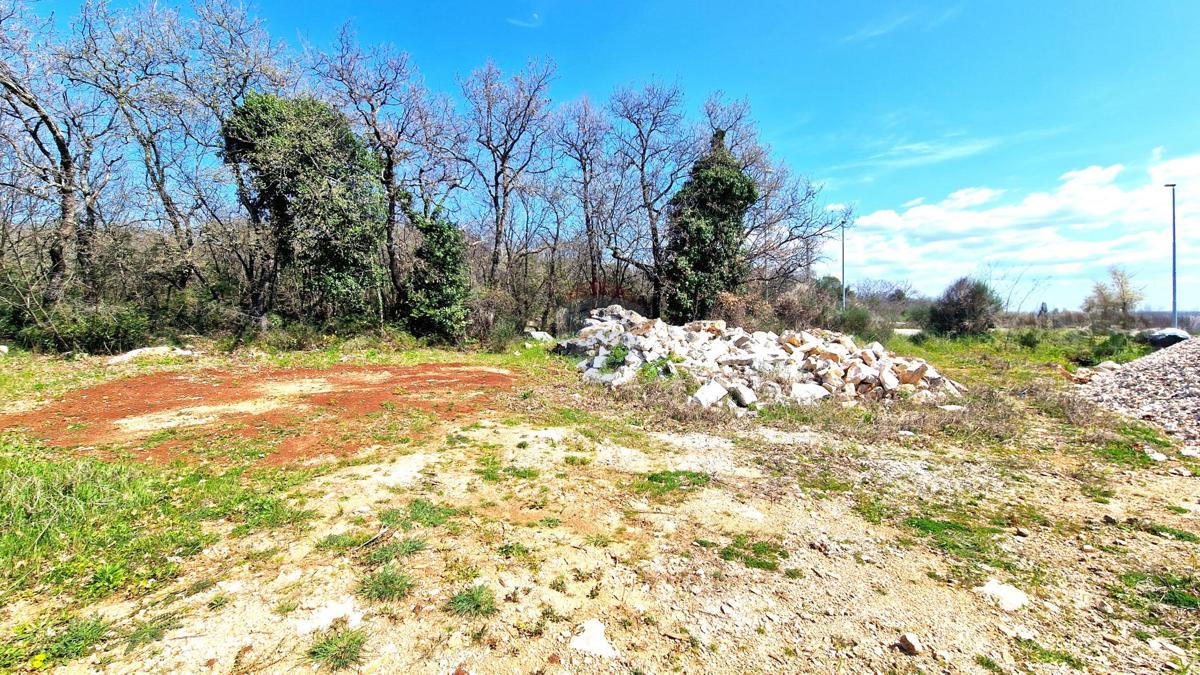 Terreno edificabile Umag, 1.939m2