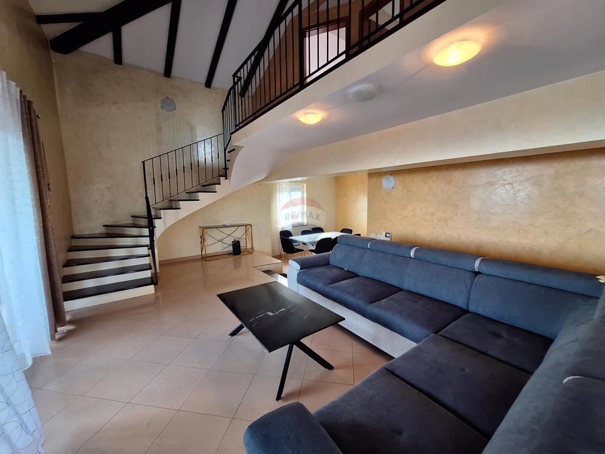 Casa Kastav, 300m2
