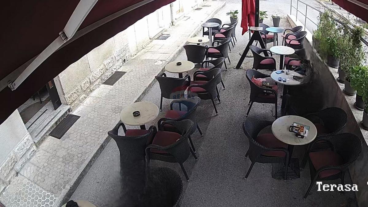 Attività commerciale Centar, Pula, 41,35m2