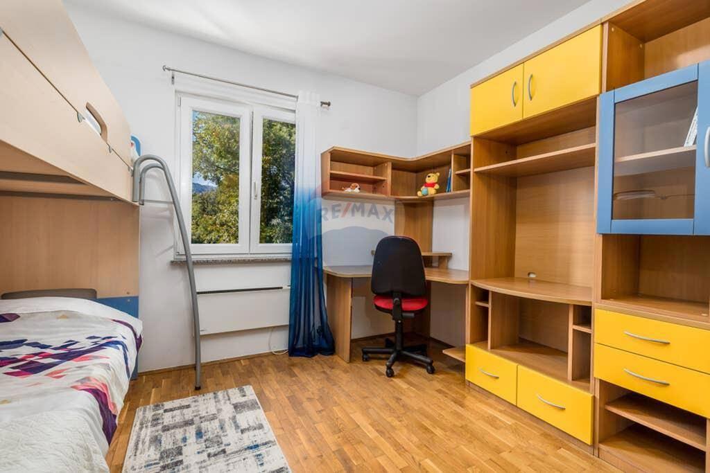 OPATIJA, POBRI - Appartamento 70m2 con una bellissima vista sul mare  