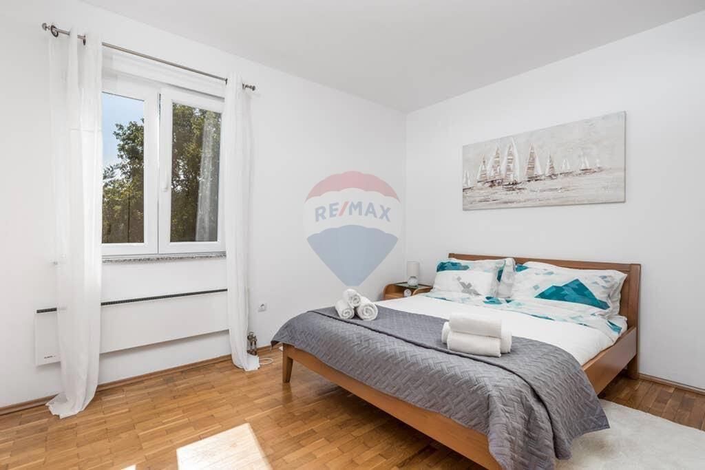 OPATIJA, POBRI - Appartamento 70m2 con una bellissima vista sul mare  