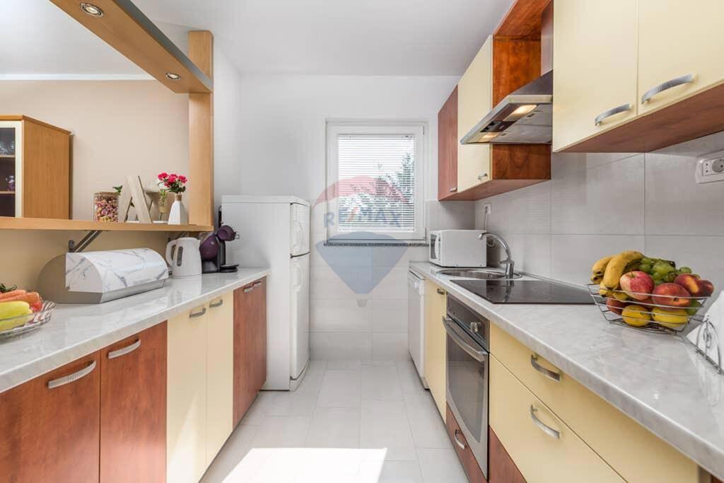 OPATIJA, POBRI - Appartamento 70m2 con una bellissima vista sul mare  
