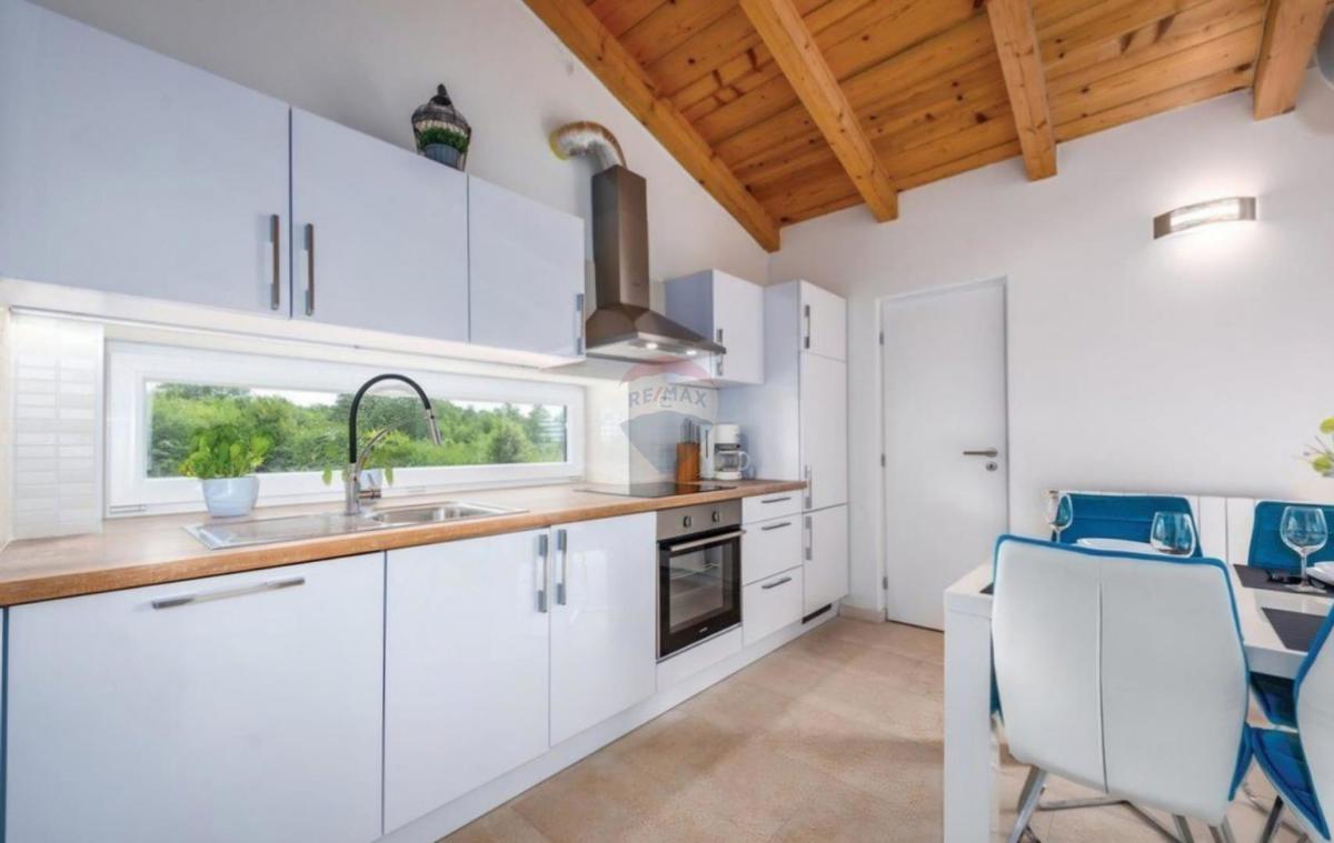 Casa Zabrežani, Pazin - Okolica, 81m2