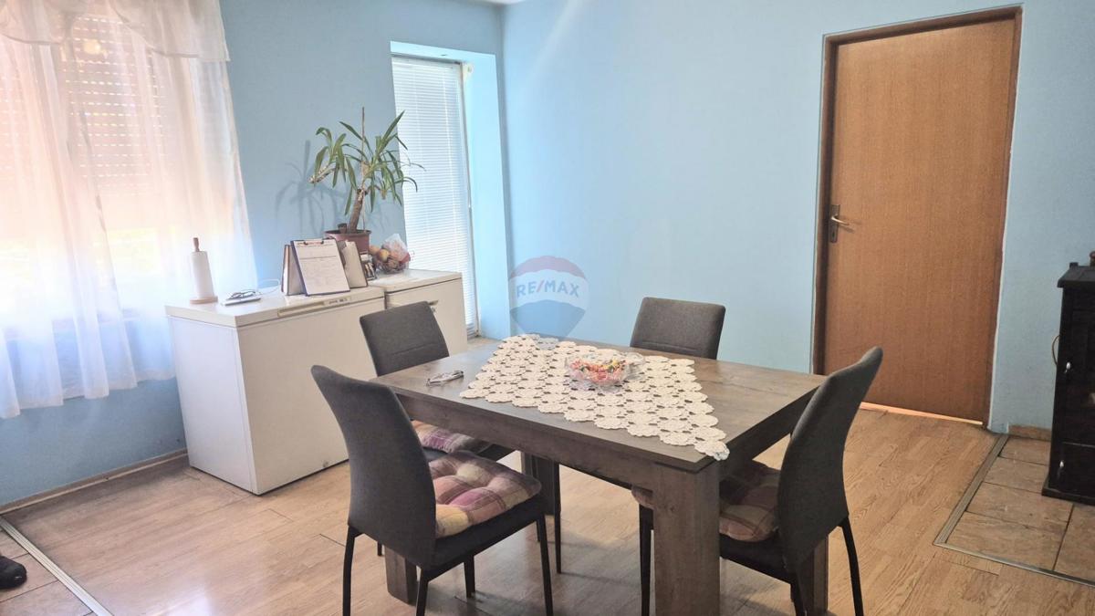Appartamento Caprag/Željezara, Sisak, 67,77m2