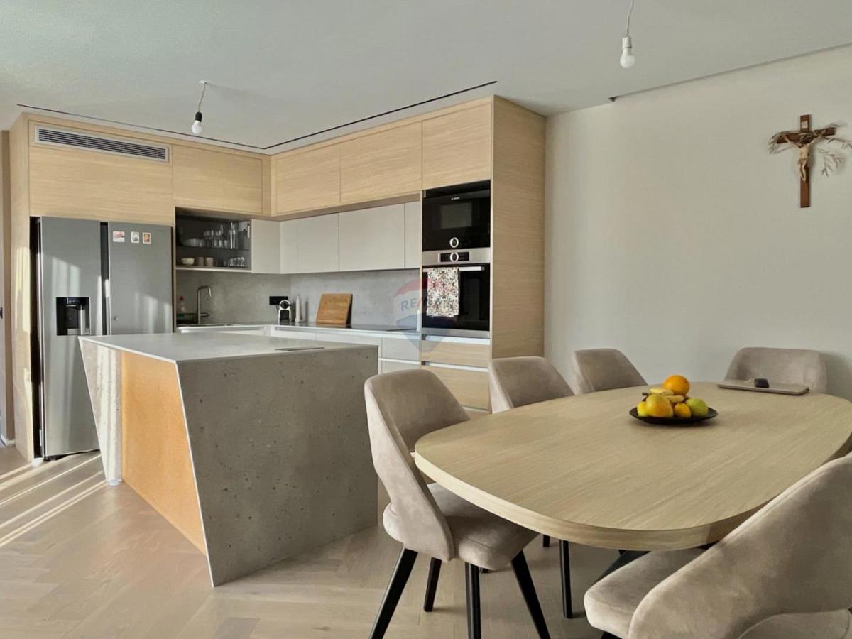 Appartamento Kostrena, 124m2