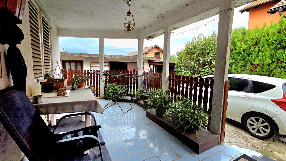 Casa Prigorje Brdovečko, Brdovec, 2.211m2