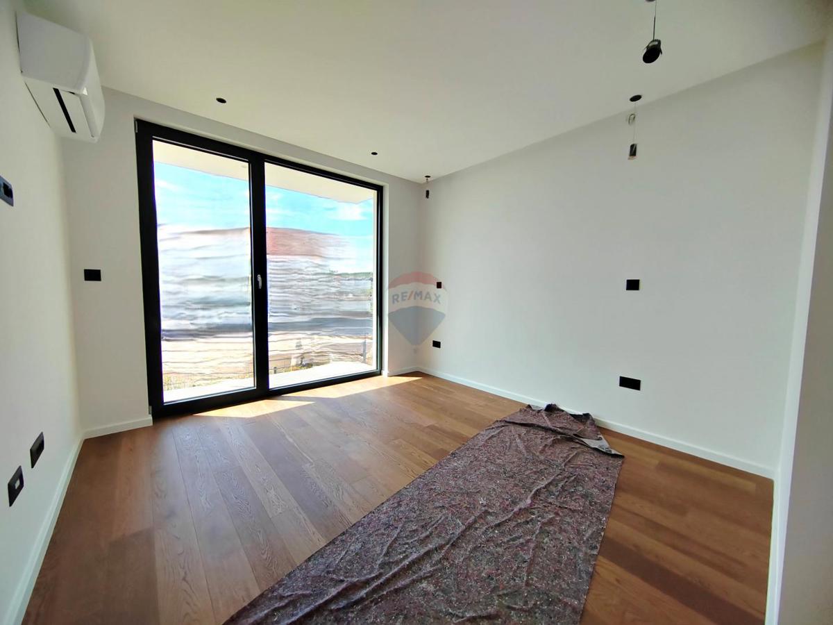 Appartamento Krk, 107,85m2