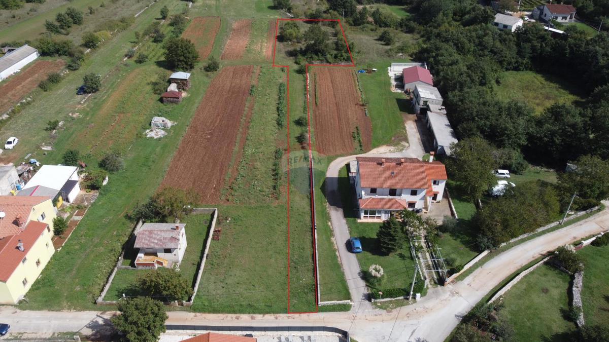 Terreno edificabile Štokovci, Svetvinčenat, 1.767m2