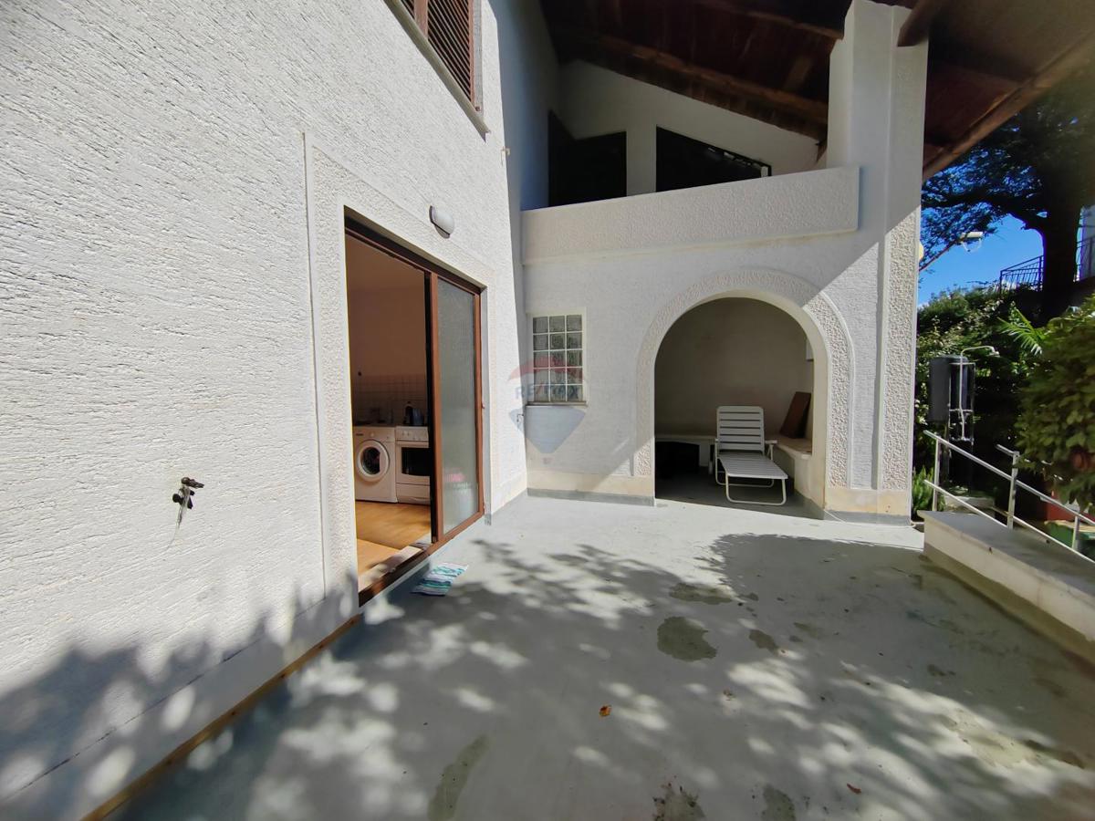 Casa Malinska, Malinska-Dubašnica, 398m2