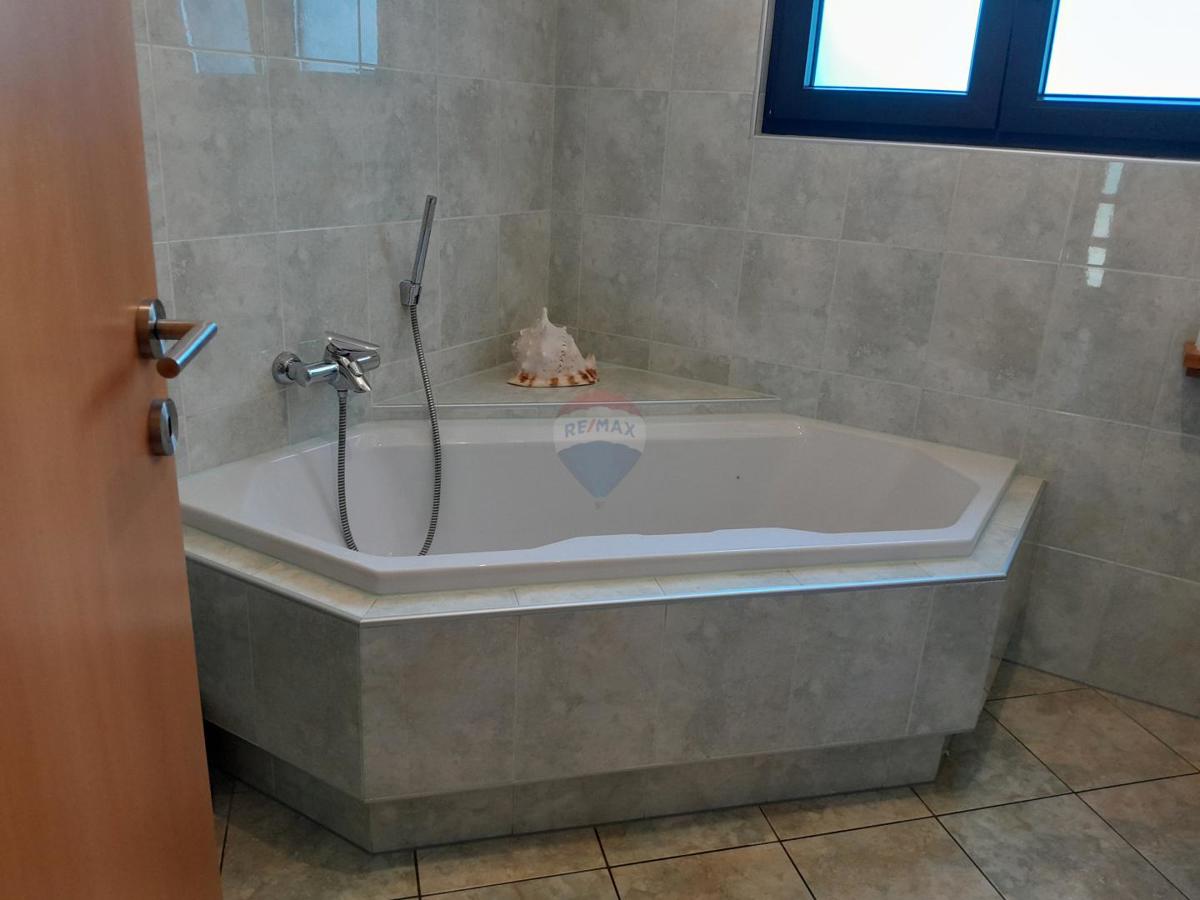 Casa Premantura, Medulin, 370m2