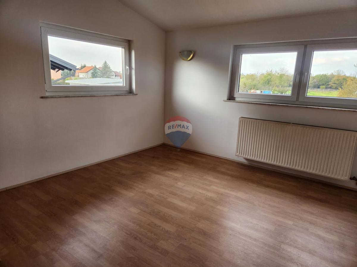 Appartamento Gornje Rakarje, Velika Gorica, 90m2