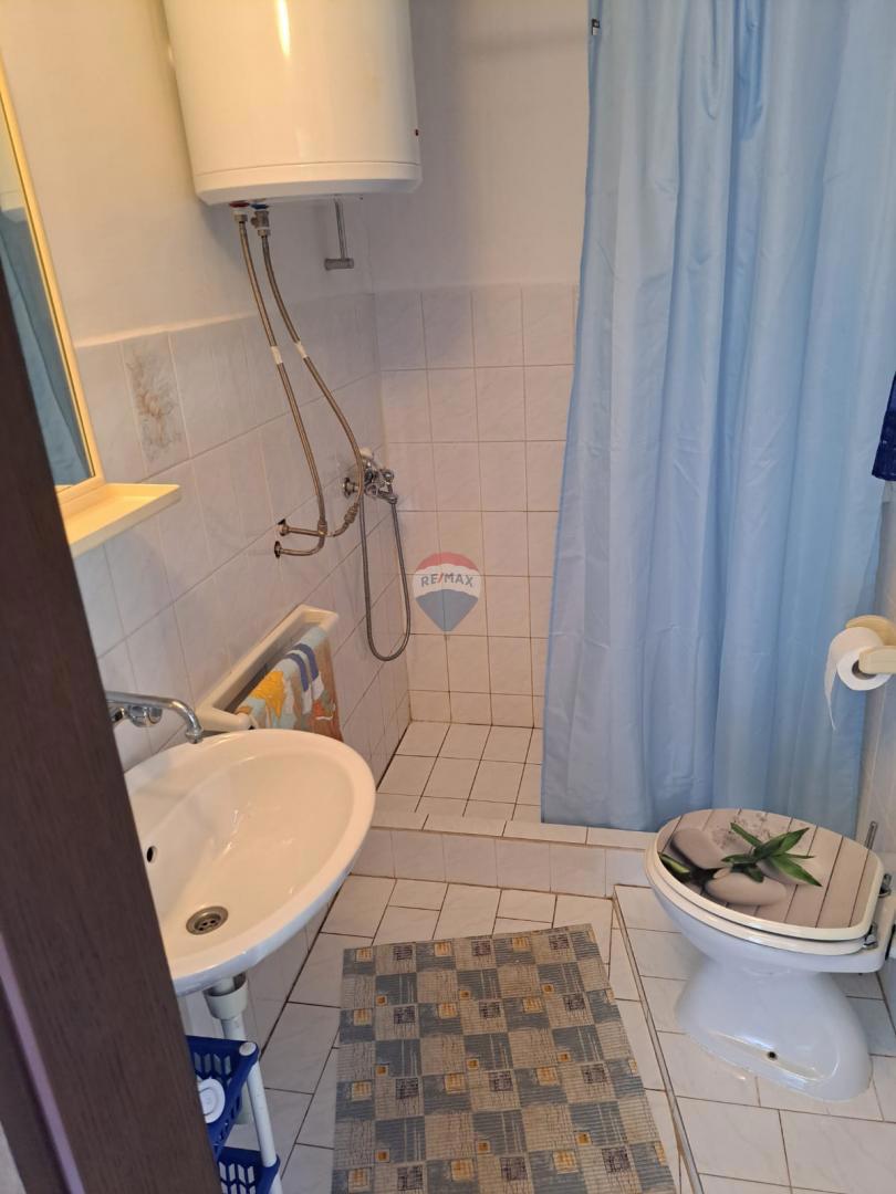 Krk, Linardići – Casa indipendente con progetto di ricostruzione