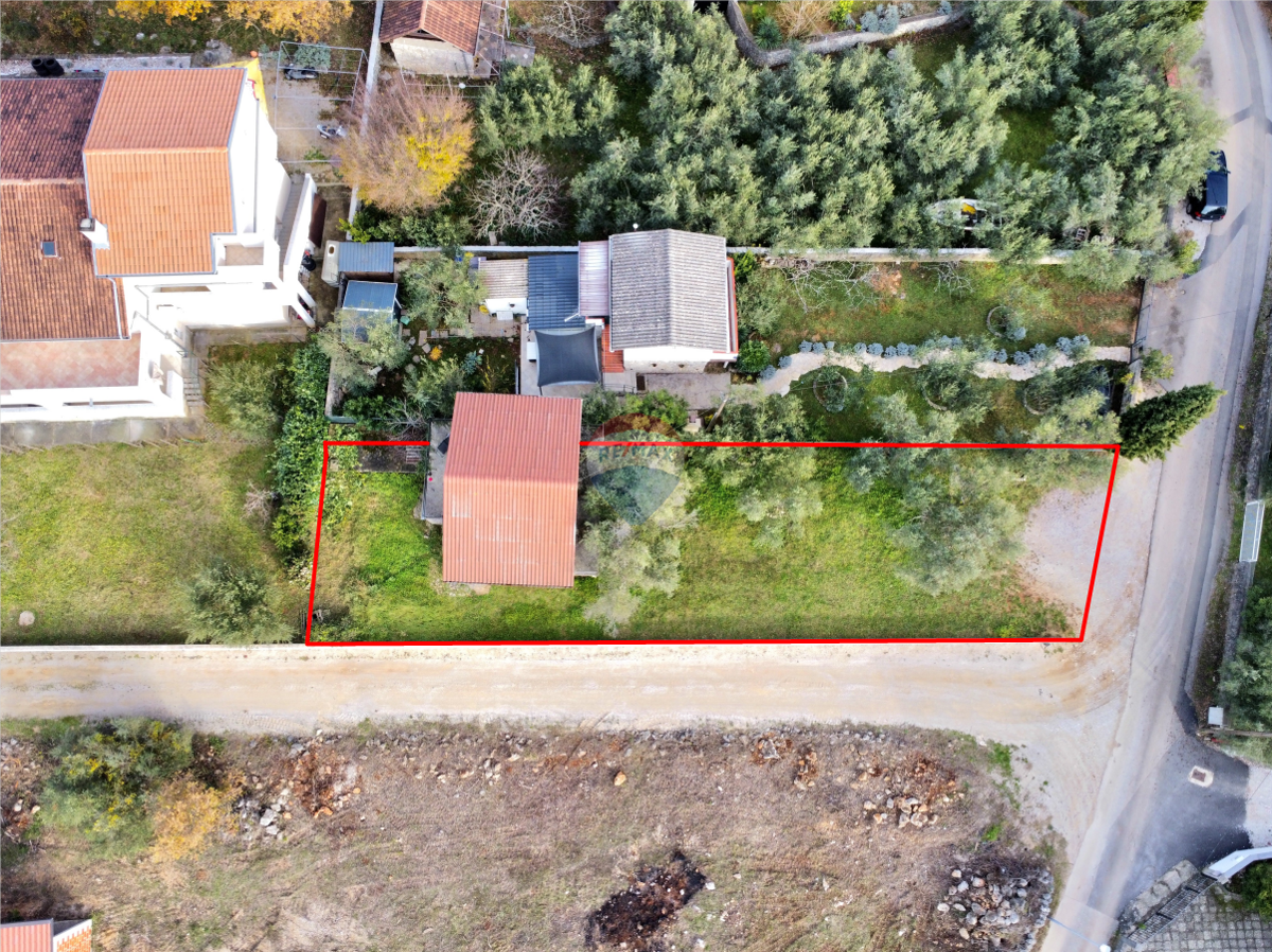 Krk, Linardići – Casa indipendente con progetto di ricostruzione