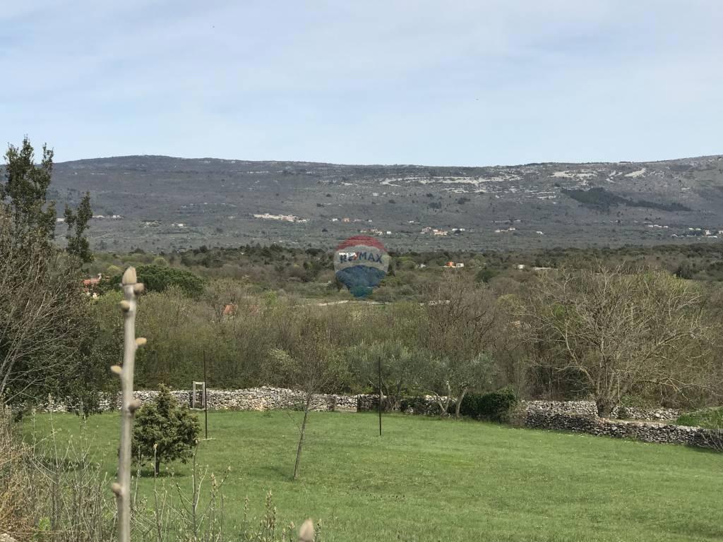 Terreno edificabile Rakalj, Marčana, 713m2