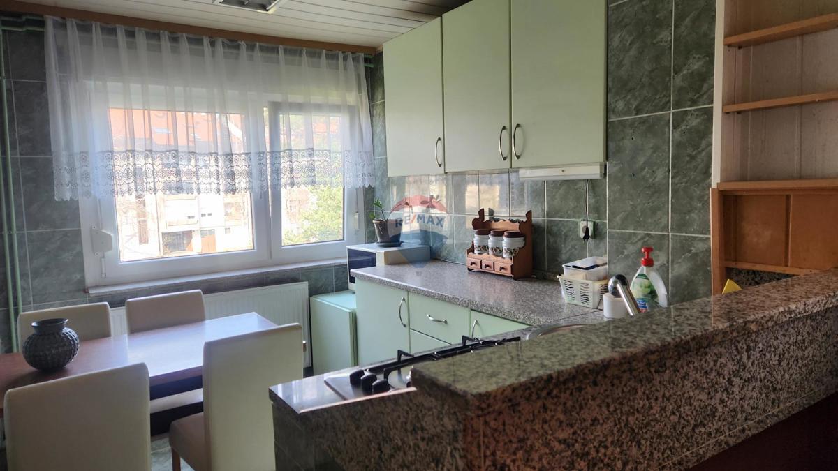 Appartamento Podbrežnica, Velika Gorica, 67m2