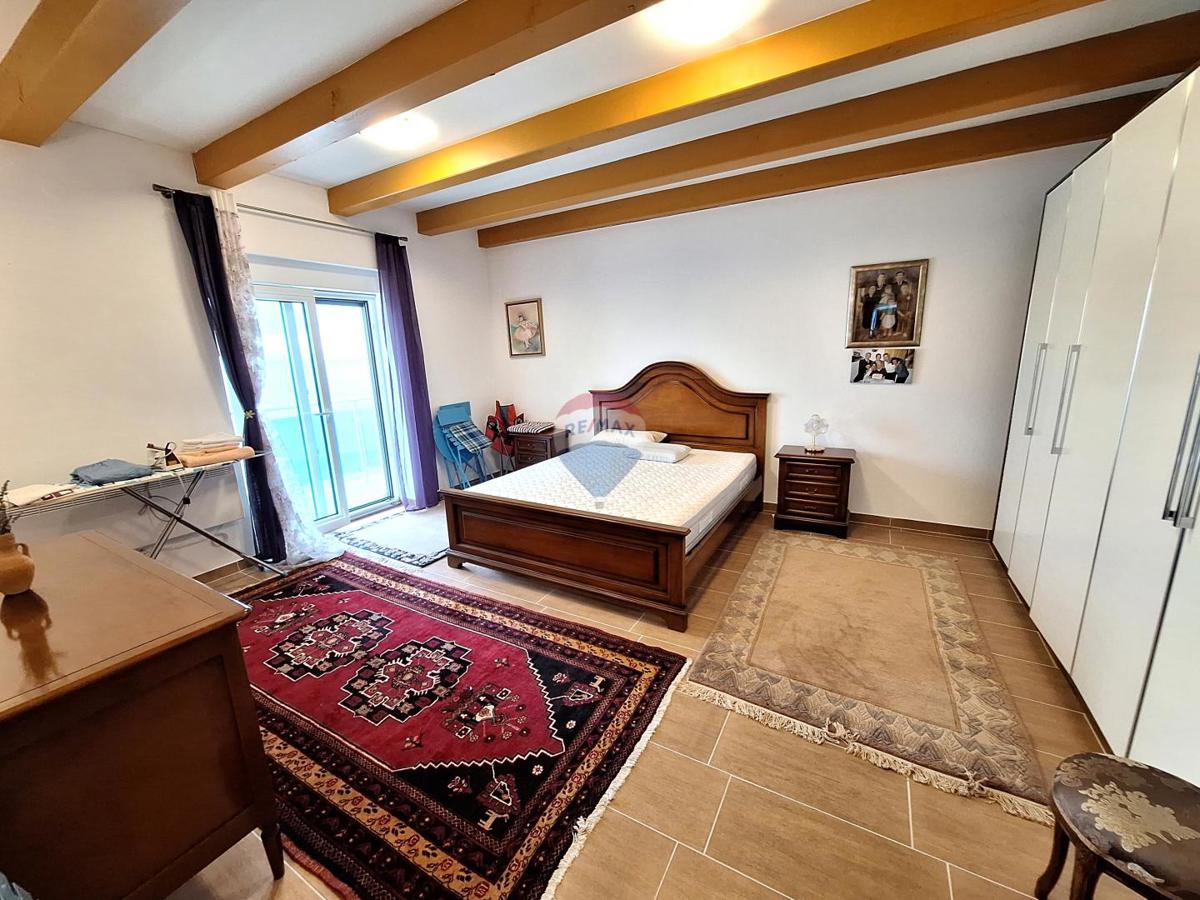 Casa Sveti Juraj, Senj, 164m2