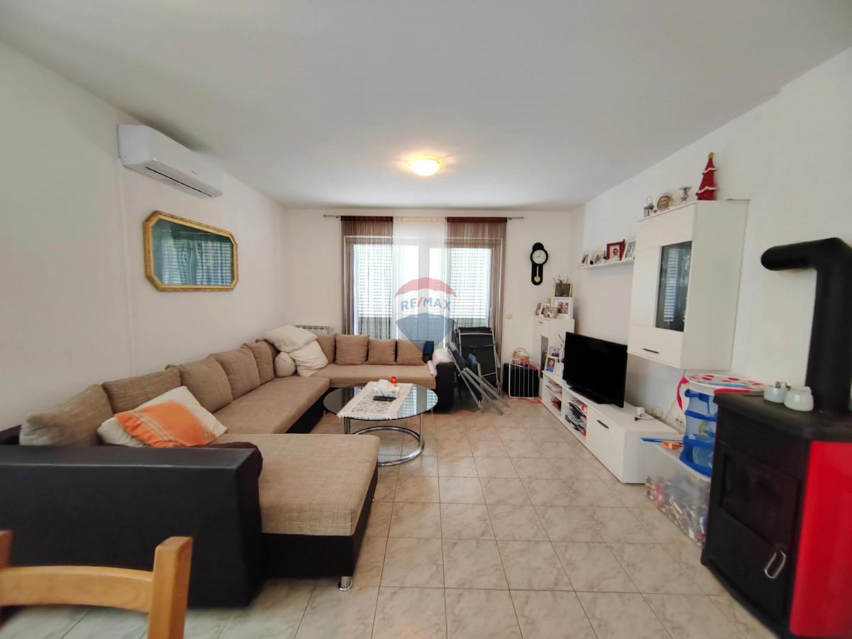 Casa Malinska, Malinska-Dubašnica, 243m2