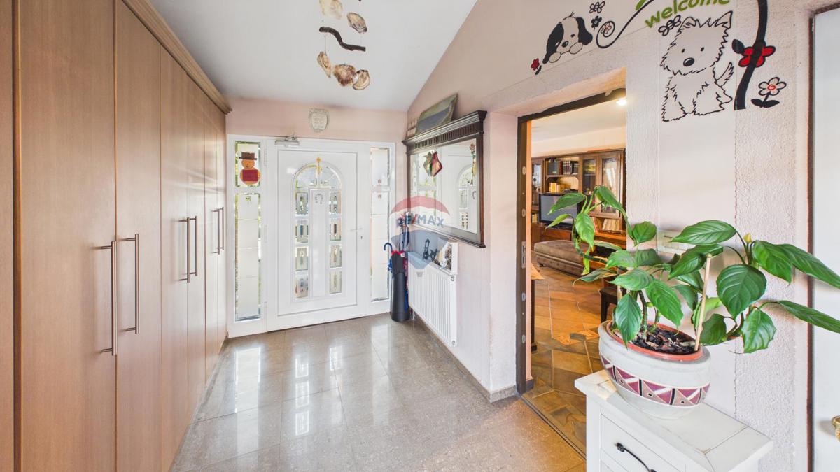 Casa Rudeš, Trešnjevka - Sjever, 251m2