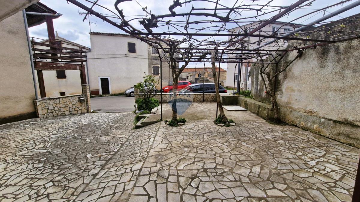 Casa Marčana, 180m2