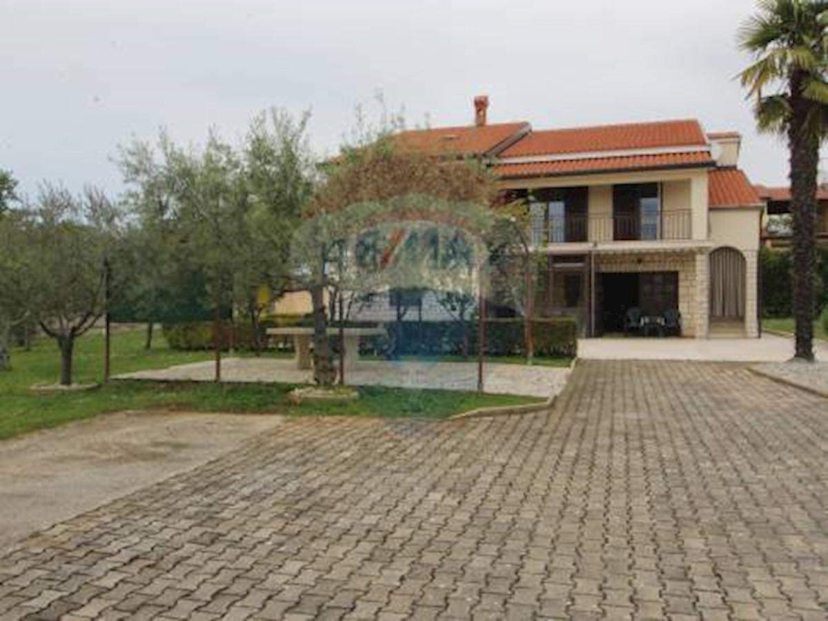 Villa Singola/Casa Vacanza Poreč, 304m2