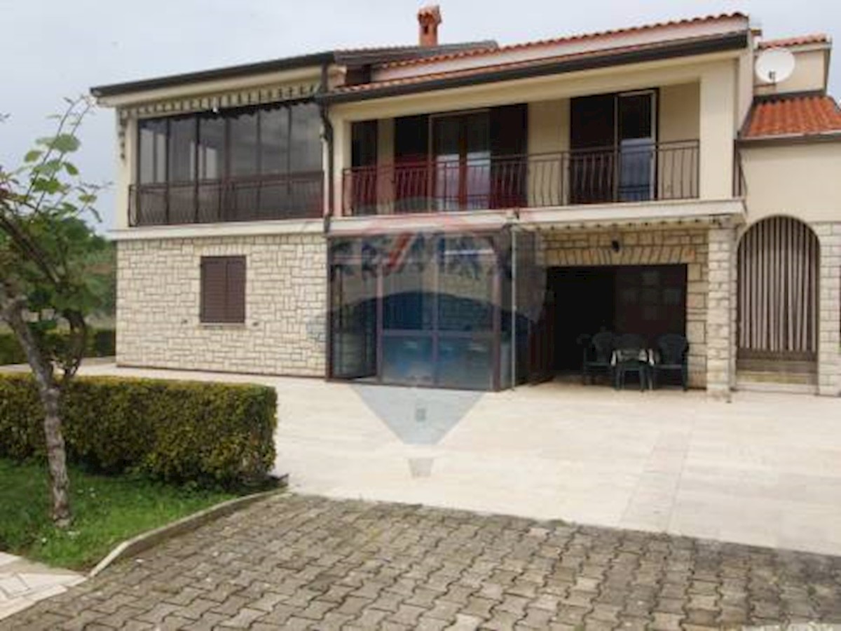 Villa Singola/Casa Vacanza Poreč, 304m2