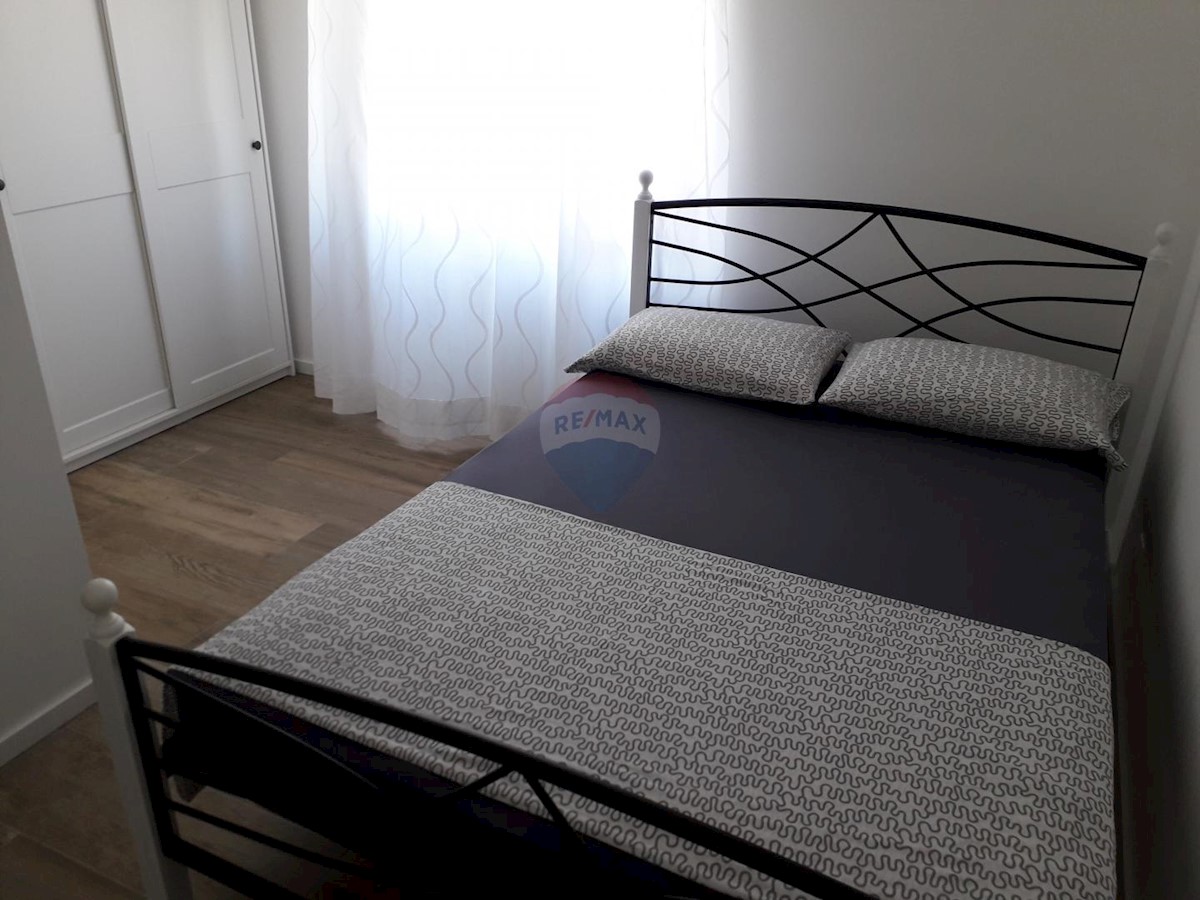 Villa Singola/Casa Vacanza Fažana, 433,30m2