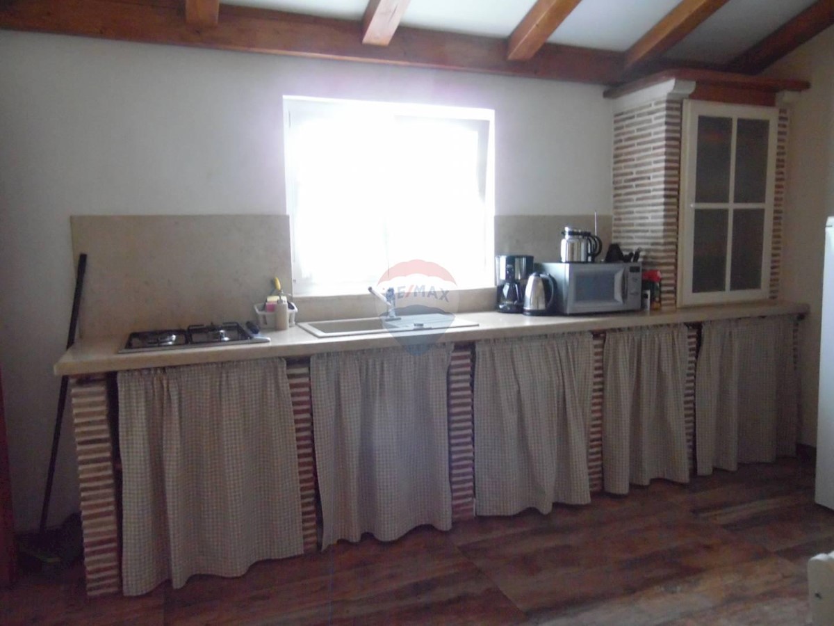 Villa Singola/Casa Vacanza Fažana, 433,30m2